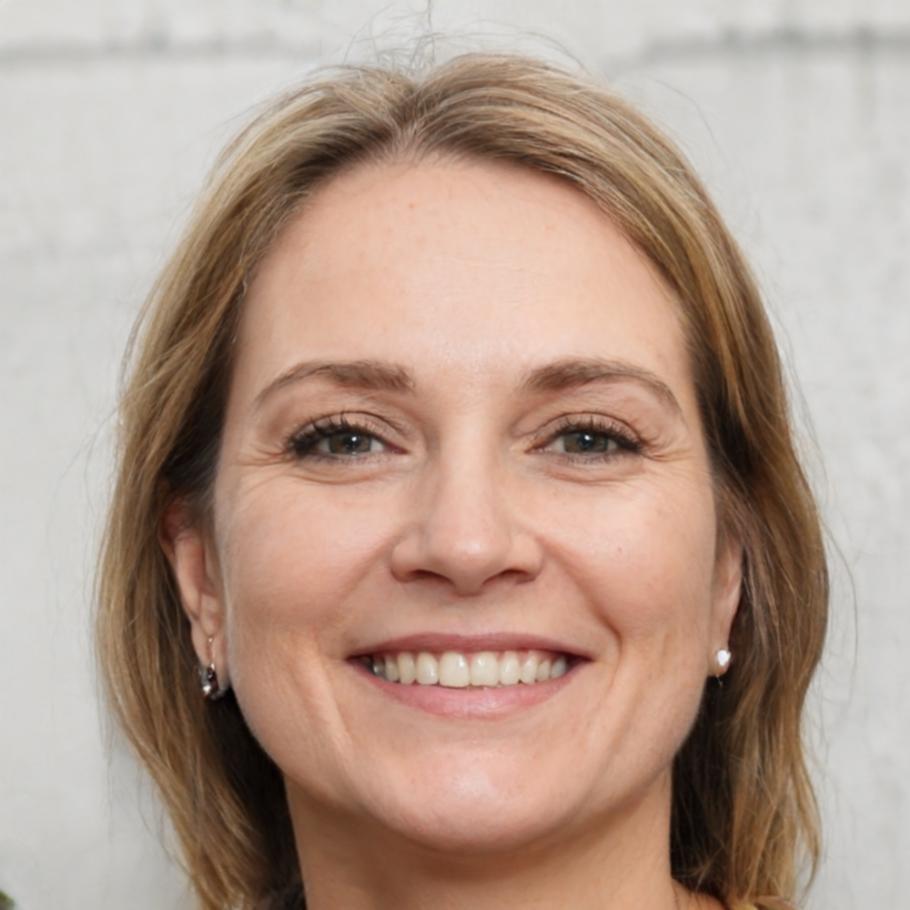Ana Silva, Diretora Financeira